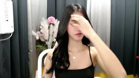 ELLA online show from 04-30-26, 12:55