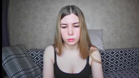 Snapshot of ellanuar chatting on 12-09-24, 02:02 EllaNuar online show from 12-09-24, 02:02