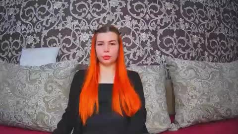 EllaNuar online show from 11-12-25, 03:18