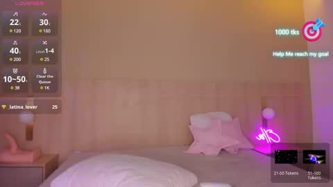 Snapshot of ellathorne chatting on 01-29-25, 07:53 EllaThorne online show from 01-29-25, 07:53