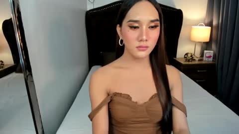 Sophia online show from 12-10-24, 06:28