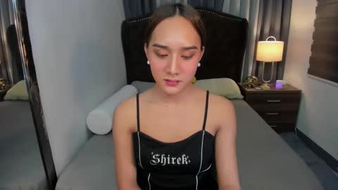 Sophia online show from 02-11-25, 03:29