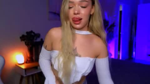 Ella online show from 03-13-26, 05:58