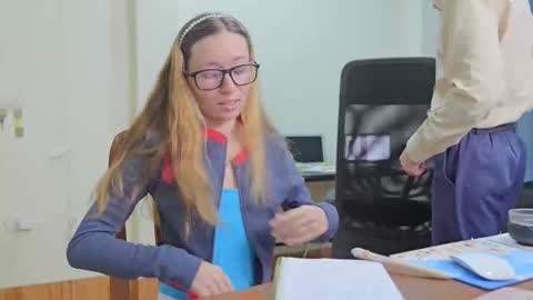 Snapshot of ellcrys chatting on 10-29-25, 09:49 im Elsa lets go Subscribe to my OF and Youtube -35 online show from 10-29-25, 09:49