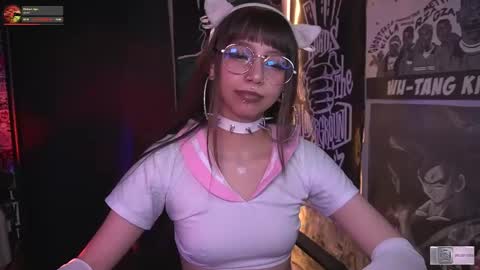 follow me on instagram .    online show from 11-07-25, 03:01