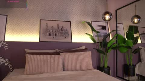 Elle Diane online show from 04-20-26, 12:57