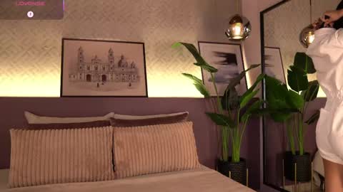 Elle Diane online show from 04-23-26, 10:45