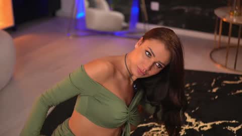 EllenKarter online show from 12-13-24, 04:11