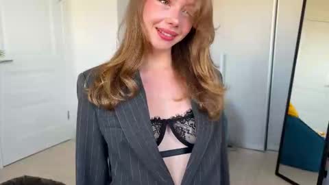 Ellie  --- Ill see you either on Friday or Saturday and definitely on Sunday  online show from 09-17-25, 01:02