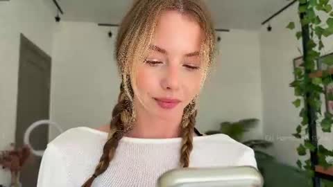 Ellie  --- Ill see you either on Friday or Saturday and definitely on Sunday  online show from 07-12-26, 01:24