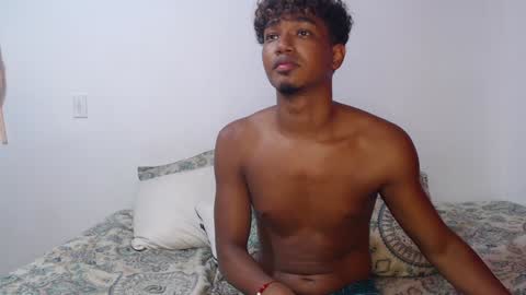 Snapshot of ellie_andy19 chatting on 01-24-25, 07:41 kev  dani online show from 01-24-25, 07:41