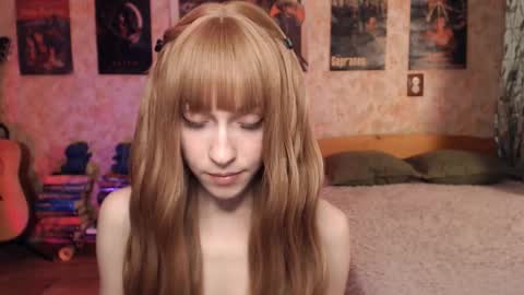 ellie_friendly online show from 12-05-25, 01:31