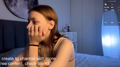 Ellie online show from 10-26-25, 07:03