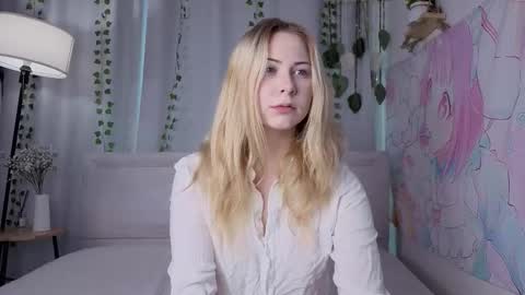 Ellie online show from 03-06-26, 08:11