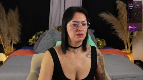 Ellie Ramos online show from 12-26-24, 12:27
