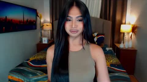 Snapshot of elliecummers chatting on 12-26-24, 06:12 ellie online show from 12-26-24, 06:12