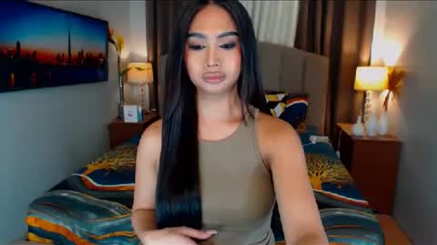 Snapshot of elliecummers chatting on 12-28-24, 12:57 ellie online show from 12-28-24, 12:57