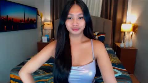 Snapshot of elliecummers chatting on 01-16-25, 12:45 ellie online show from 01-16-25, 12:45