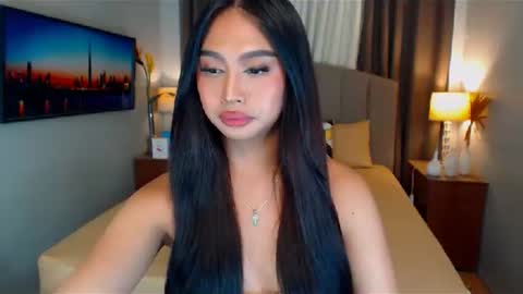 Snapshot of elliecummers chatting on 01-17-25, 12:53 ellie online show from 01-17-25, 12:53