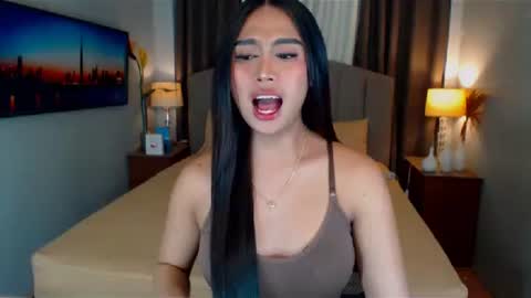 Snapshot of elliecummers chatting on 01-19-25, 09:13 ellie online show from 01-19-25, 09:13