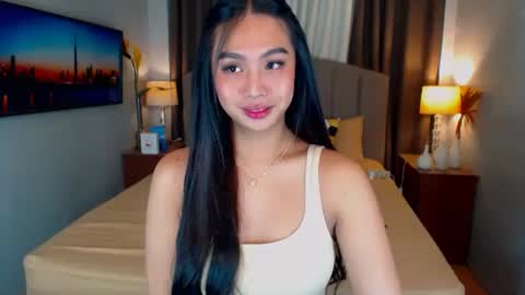 Snapshot of elliecummers chatting on 01-24-25, 03:55 ellie online show from 01-24-25, 03:55