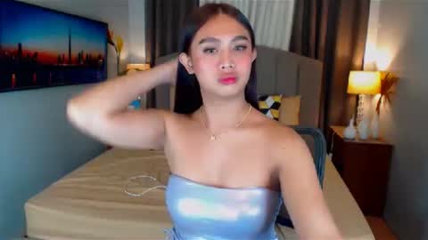 Snapshot of elliecummers chatting on 02-18-25, 01:55 ellie online show from 02-18-25, 01:55
