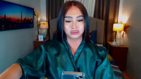 Snapshot of elliecummers chatting on 02-27-25, 11:04 ellie online show from 02-27-25, 11:04
