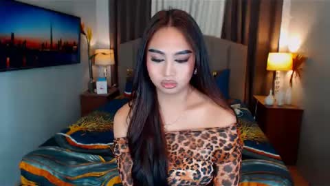 Snapshot of elliecummers chatting on 03-06-25, 11:25 ellie online show from 03-06-25, 11:25