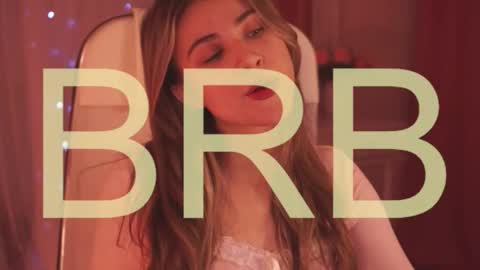 elliecutes online show from 10-26-25, 08:20