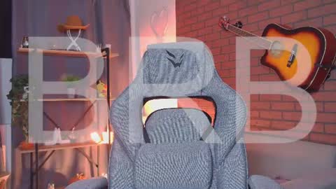 elliecutes online show from 07-24-26, 08:23
