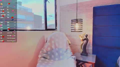 Snapshot of elliee_alves chatting on 01-14-26, 12:44 elliee_alves online show from 01-14-26, 12:44