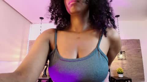 elliee_alves online show from 08-05-26, 03:04