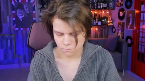 elliemurler online show from 09-25-25, 09:02