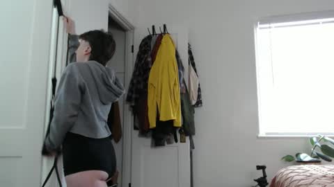 Ellie Rowyn online show from 05-04-26, 06:37