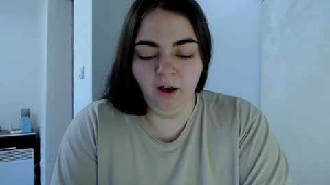Snapshot of ellies_8 chatting on 05-03-26, 05:57 Ellie online show from 05-03-26, 05:57