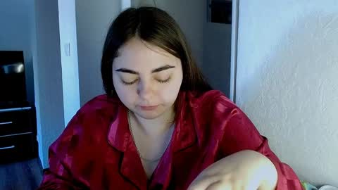 Snapshot of ellies_8 chatting on 05-11-26, 06:52 Ellie online show from 05-11-26, 06:52