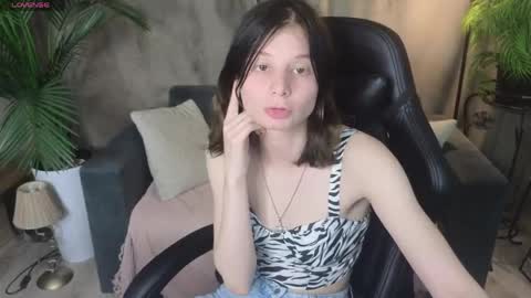 Ellin online show from 06-08-26, 01:28