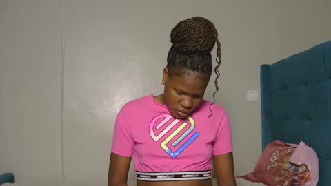 elllanna online show from 04-25-26, 08:39