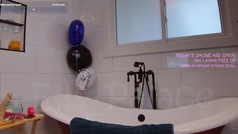 Snapshot of ells_palace chatting on 01-31-25, 06:14 Ella Bella Bo Bella online show from 01-31-25, 06:14