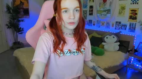 Elly     Fansly  online show from 02-25-25, 06:58