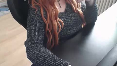 Elly online show from 10-29-25, 09:00