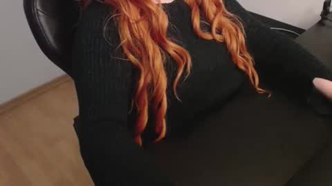 Elly online show from 11-27-25, 07:16