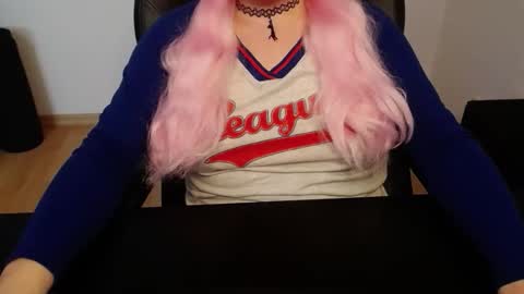 Elly online show from 03-24-26, 07:13