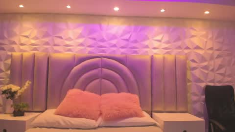 Ellye online show from 06-09-26, 11:11