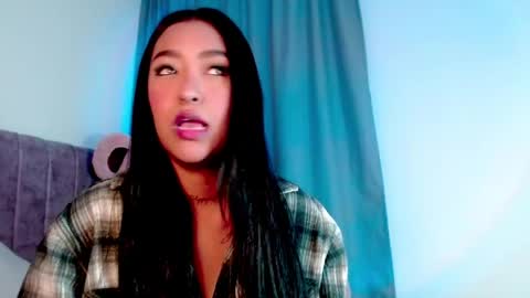 Elly online show from 05-24-26, 03:55