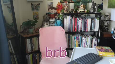 Snapshot of ellynaomi chatting on 09-28-25, 04:23 Elly Naomi online show from 09-28-25, 04:23