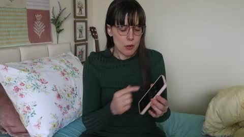 Elly Naomi online show from 05-02-26, 05:18