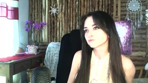 Snapshot of ellysan_del_art chatting on 11-03-25, 11:44 Ellysan de lart online show from 11-03-25, 11:44