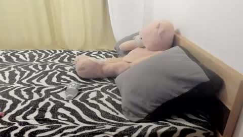 ellslimdoll online show from 05-21-26, 12:12