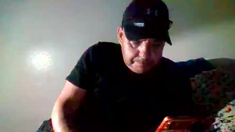 elmario24 online show from 11-17-25, 10:21